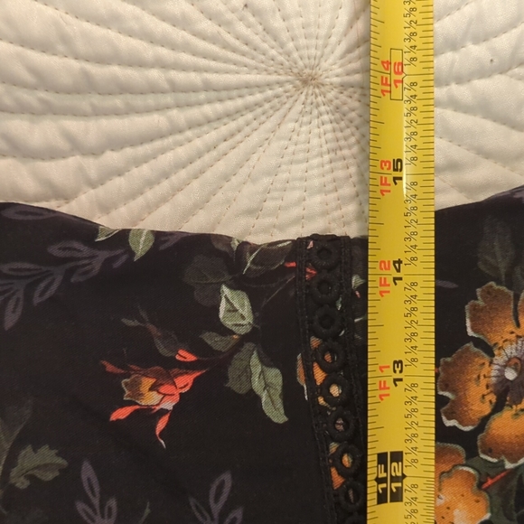 Black botanical dex dress - Picture 3 of 4